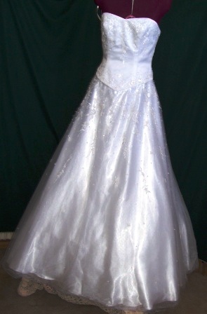 Imoda Crystal Tulle Wedding/Bridal Dress